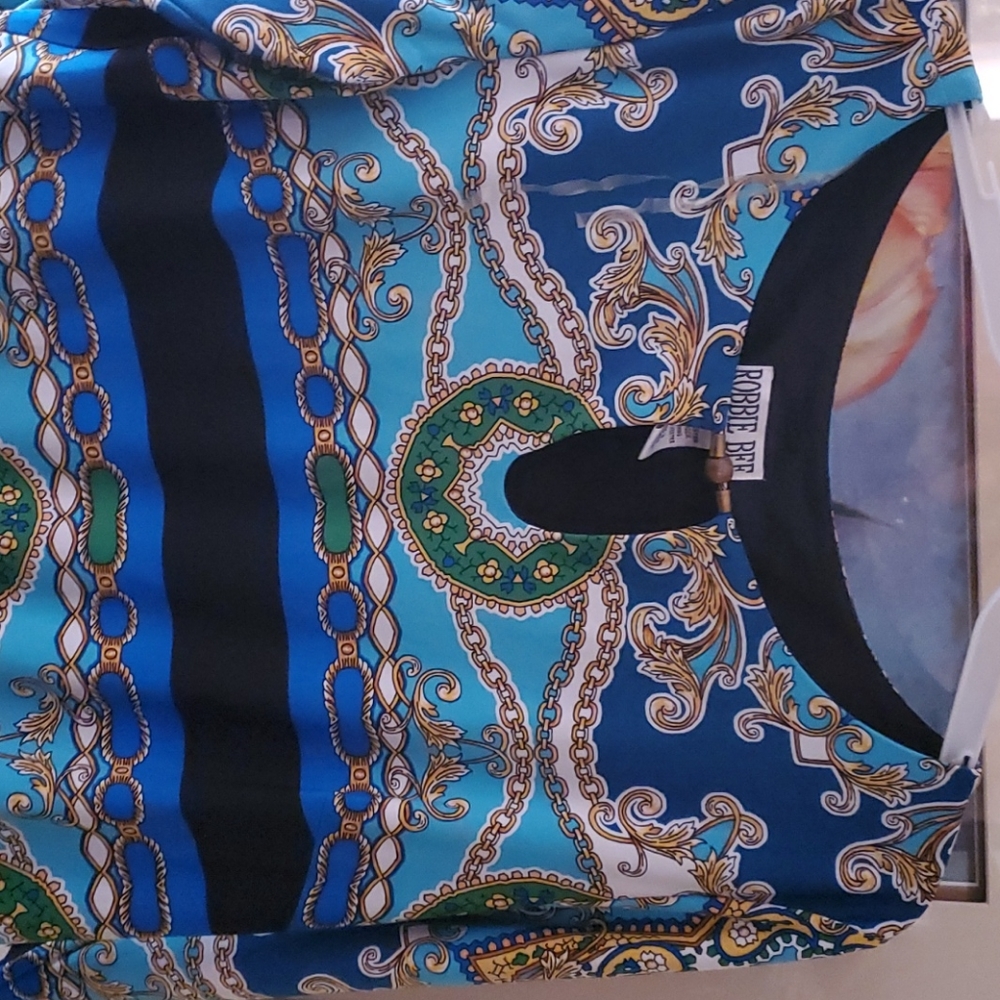 Dress - Picture 2 of 2
